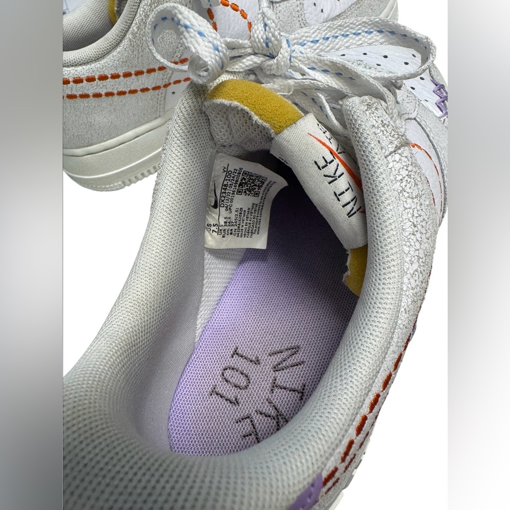 Nike Women’s Air Force 1 White Embroidered Sneakers Size 7.5 - Picture 6 of 6